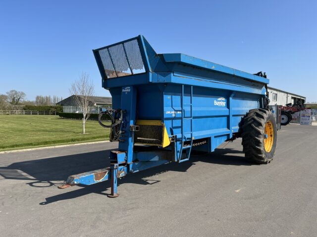 BUNNINGS LOWLANDER 150 MUCK SPREADER