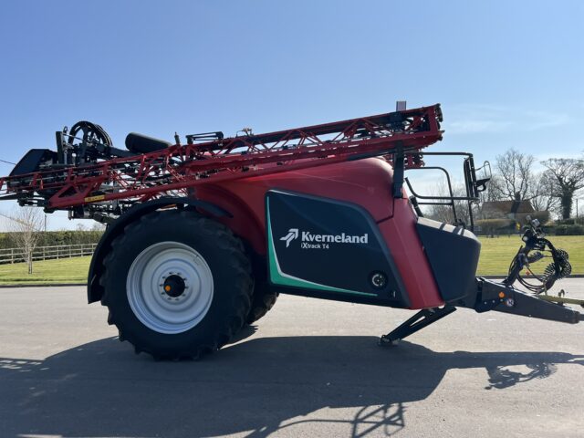 Kverneland T4 Trailed Sprayer