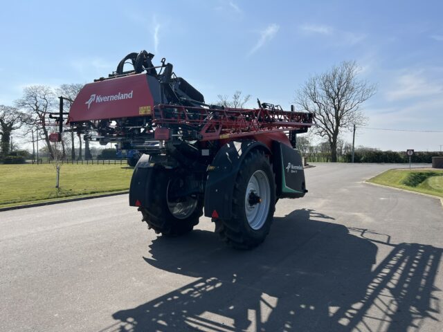 Kverneland T4 Trailed Sprayer
