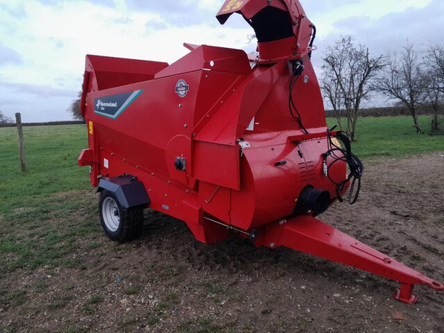 Kverneland 864