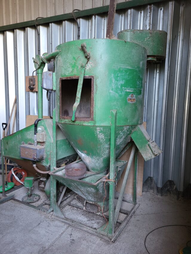 Bentall 1/2 tonne mill and mixer