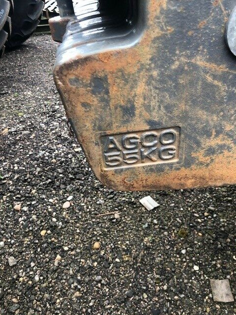 ID000014 MF 55KG FRONT WEIGHTS.