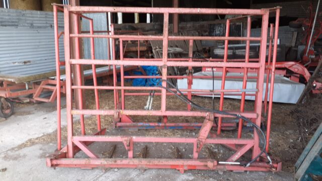 Complete small bale system