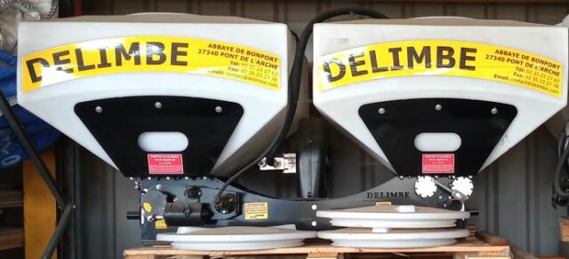 DELIMBE T18 Twin Seed hoppers.300lts ea.