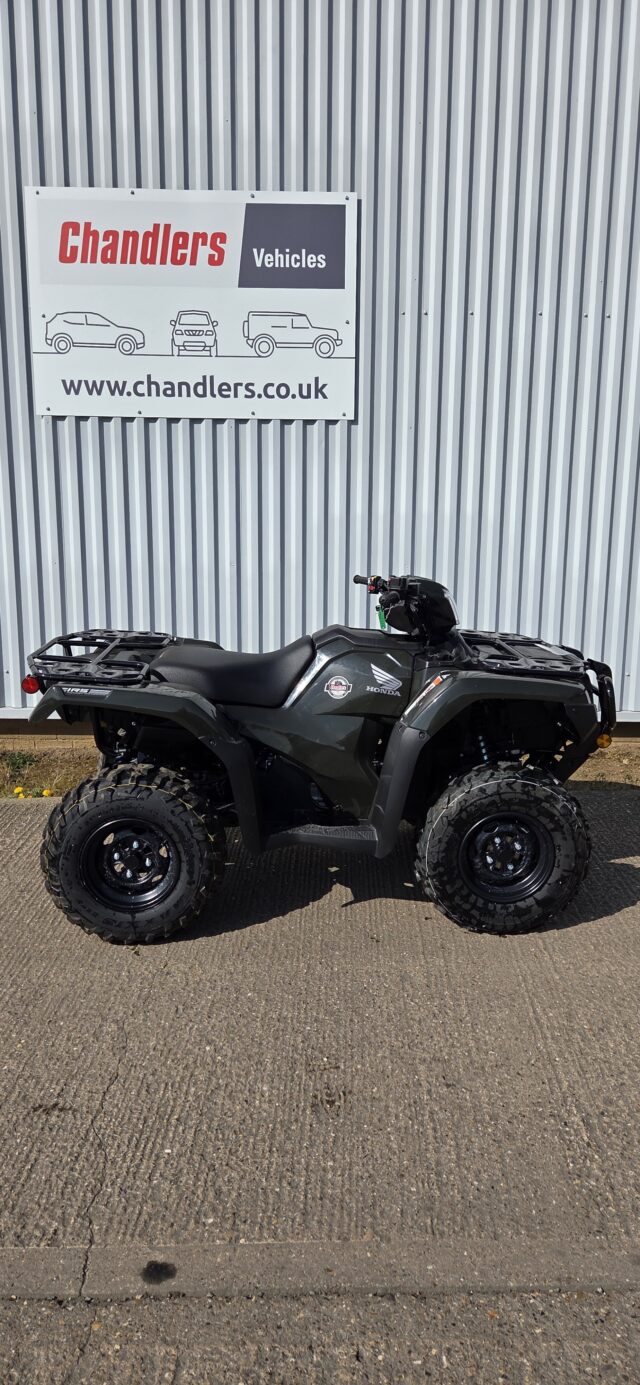 2M040990 NEW HONDA TRX520FM6 ATV