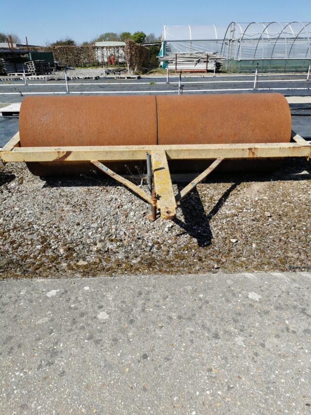 Grays 8ft 30″ ballasted roller