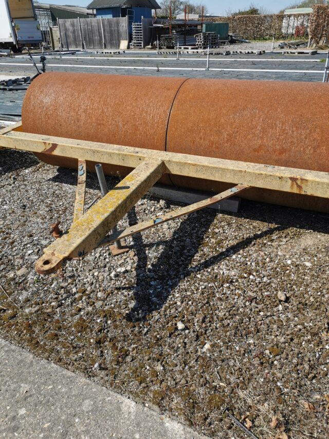 Grays 8ft 30″ ballasted roller