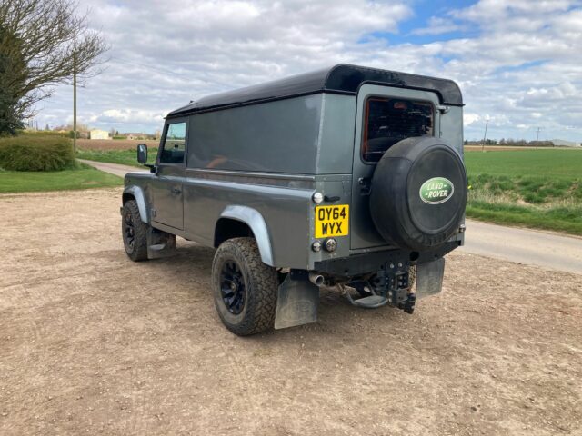 LANDROVER DEFENDER (2014)