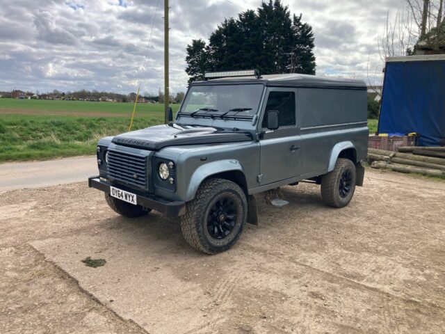 LANDROVER DEFENDER (2014)