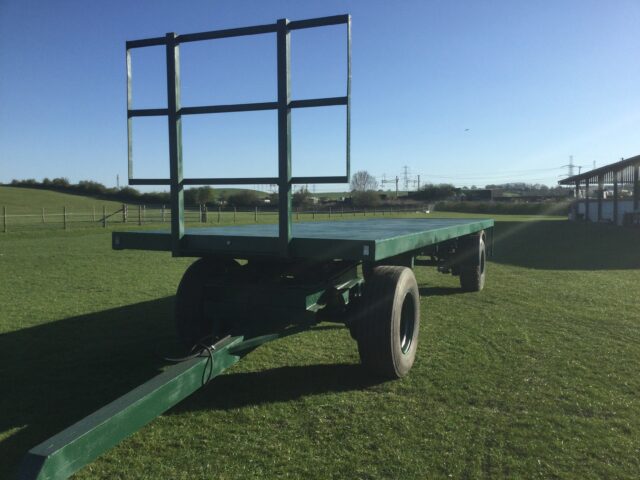28.6 ft Artic bale trailer