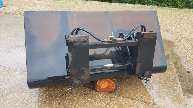 Fork Lift hydraulic tipping bucket