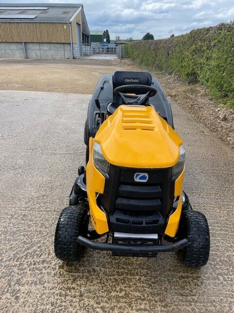 Cub Cadet XT2 Ride on Mower