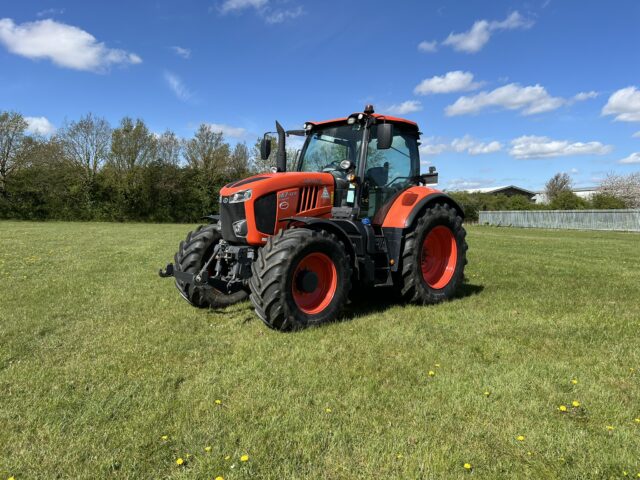 KUBOTA M7-173 TRACTOR (2022)