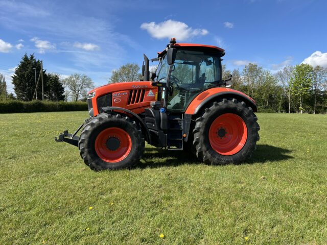 KUBOTA M7-173 TRACTOR (2022)