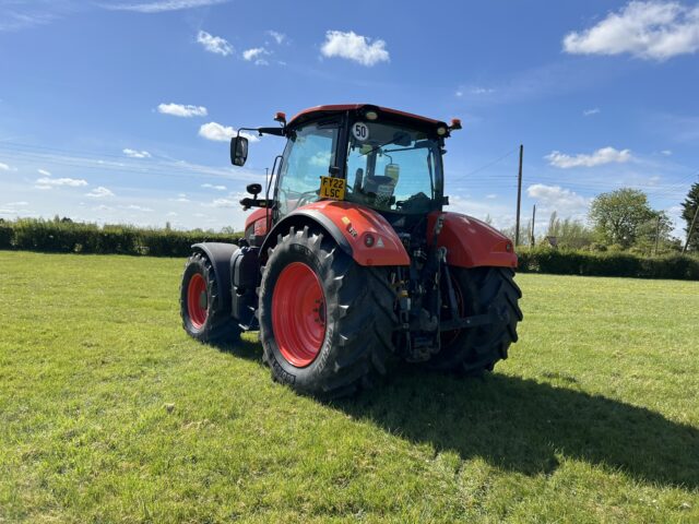 KUBOTA M7-173 TRACTOR (2022)