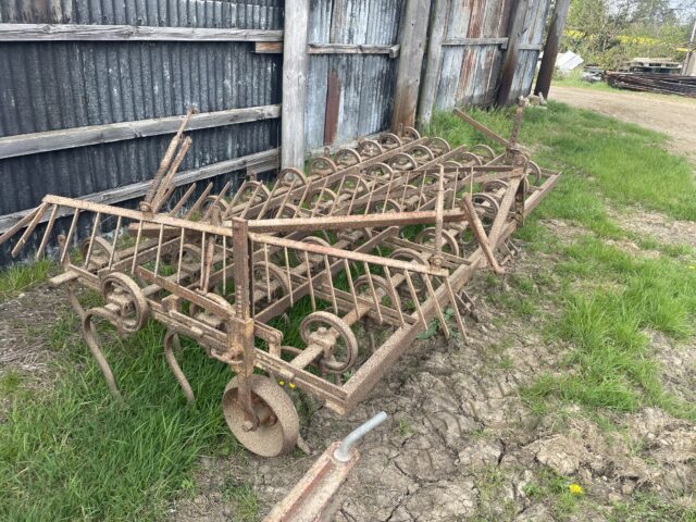 Springtine cultivator