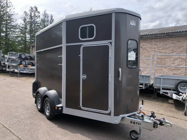 GM036422 IFOR WILLIAMS HB511R HORSEBOX