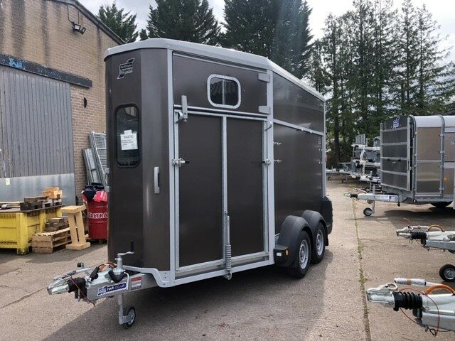 GM036422 IFOR WILLIAMS HB511R HORSEBOX