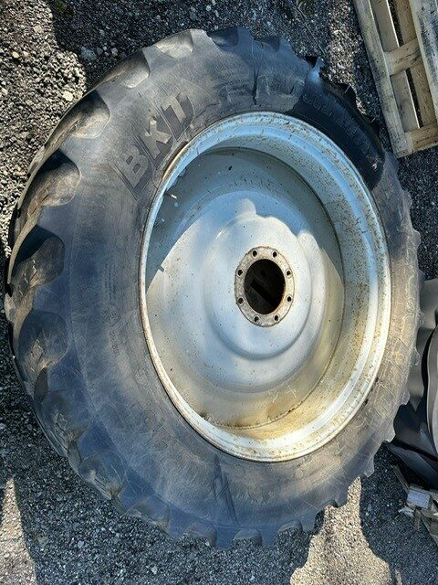 ID000020 NEW MITAS ROW CROP WHEELS