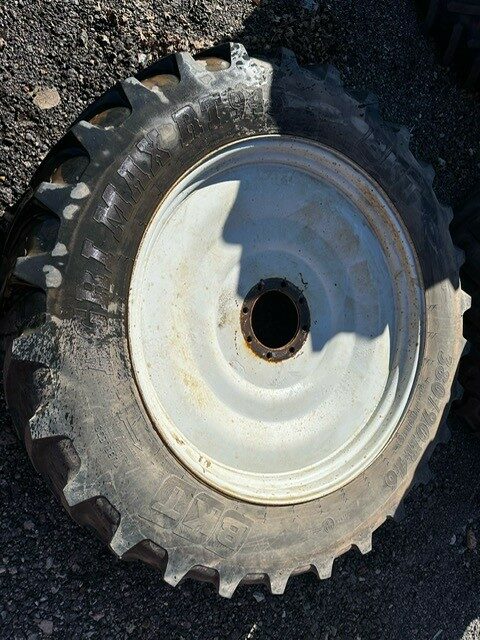ID000020 NEW MITAS ROW CROP WHEELS