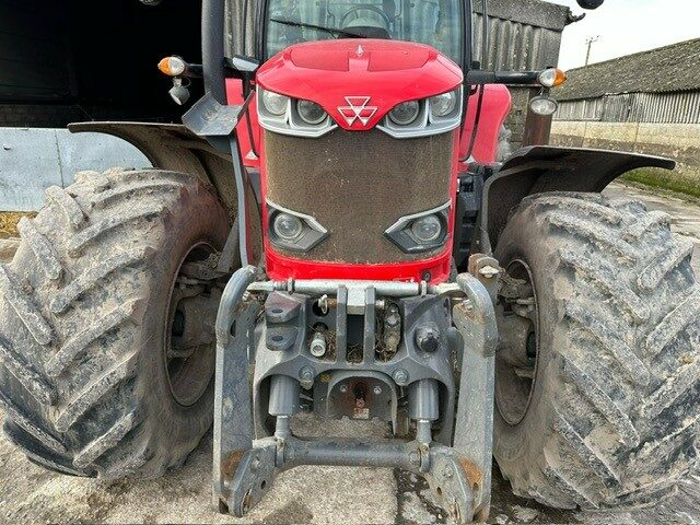 TC002143 MF7718 EXD6 4WD TRACTOR