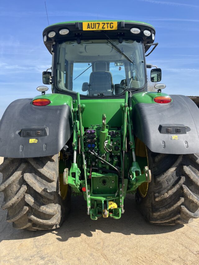 John Deere 7310r