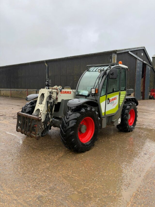 Claas Scorpion 7040 Varipower 2008