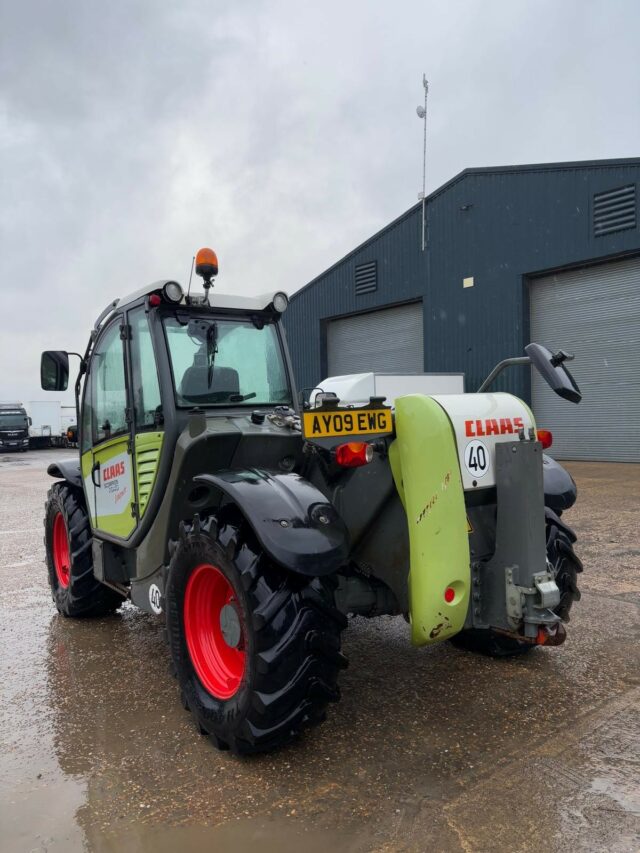 Claas Scorpion 7040 Varipower 2008