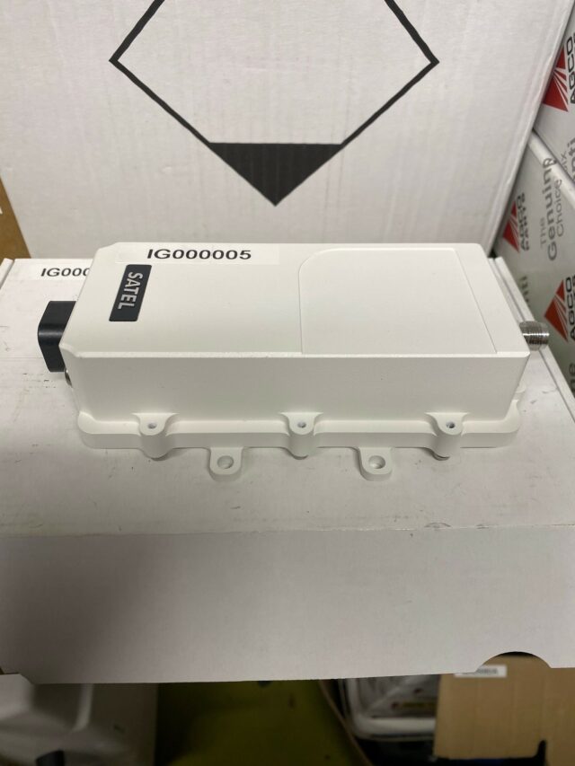 IG000005 SATEL EASYPROOF RTK RADIO.