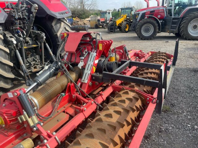 T233562A 2018 KVERNELAND NGS101 F35 POWER HARROW