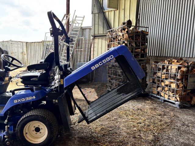 Iseki SXG 324 ride on mower