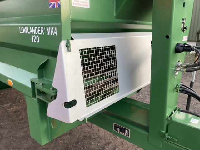 Bunning Lowlander 120 spreader.