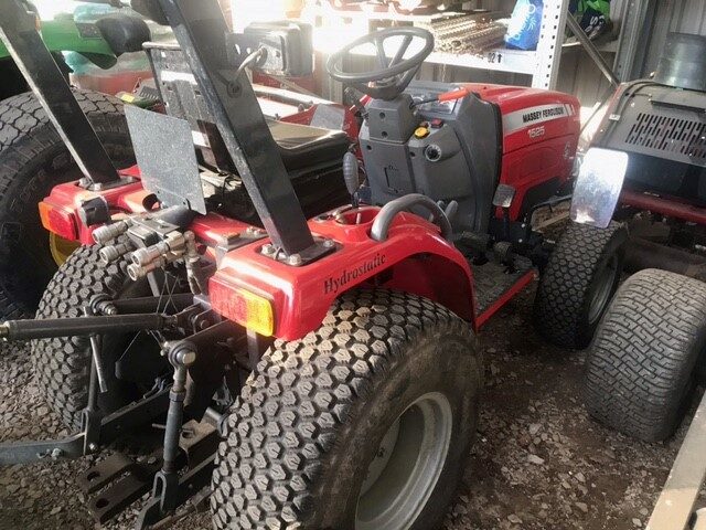 T6006118 2021 MF1525 COMPACT TRACTOR