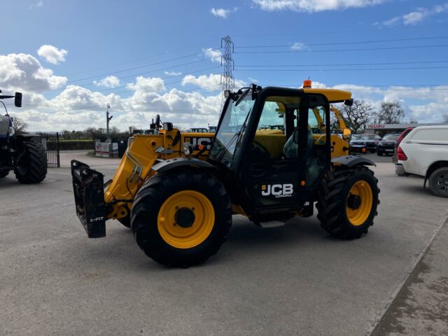 JCB 527-58 AGRI PLUS