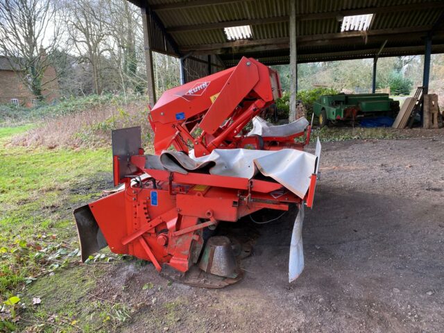 *Due In* Kuhn FC313F Front Moco