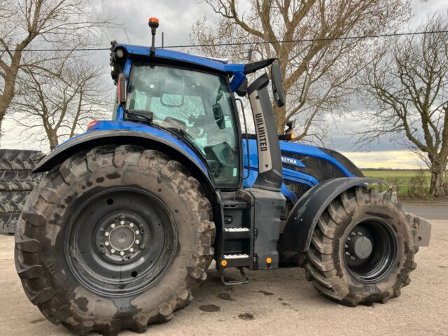 *Due in* Valtra Q305
