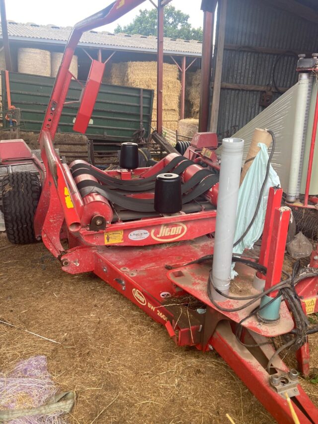 *Due in* Vicon BW2600 BALE WRAPPER