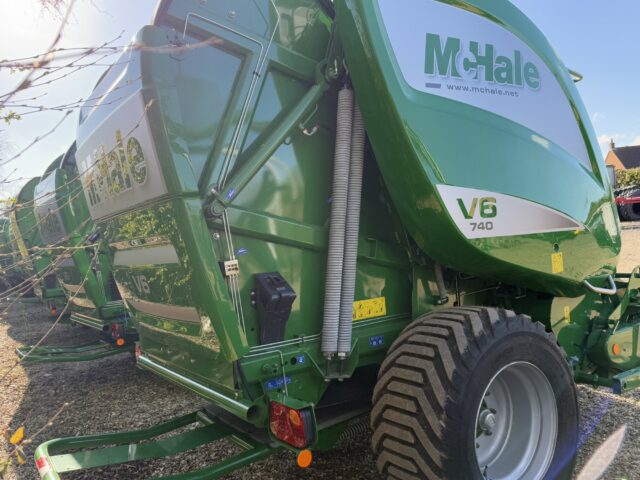 McHale V6740 Variable Chamber Baler