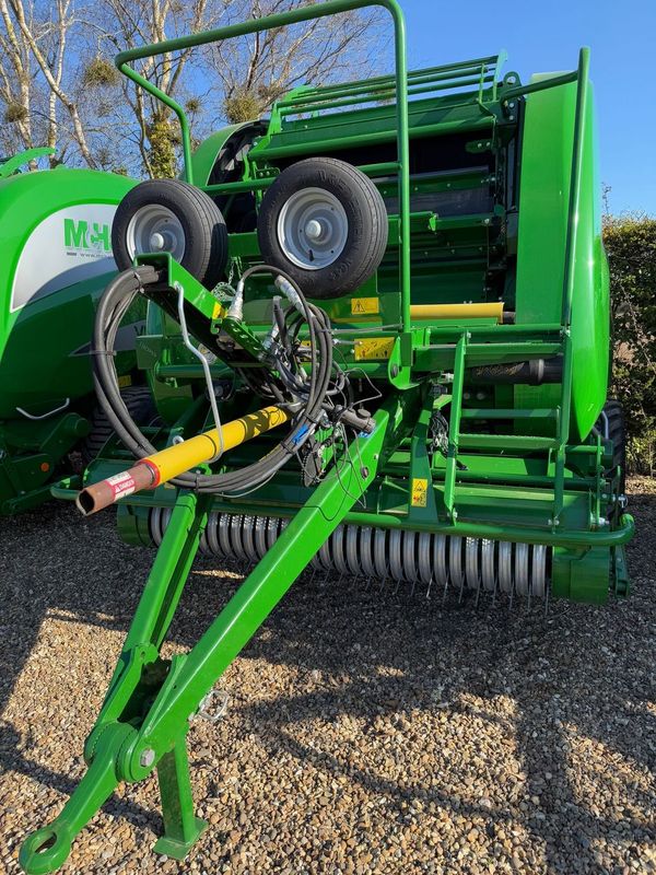McHale V6760