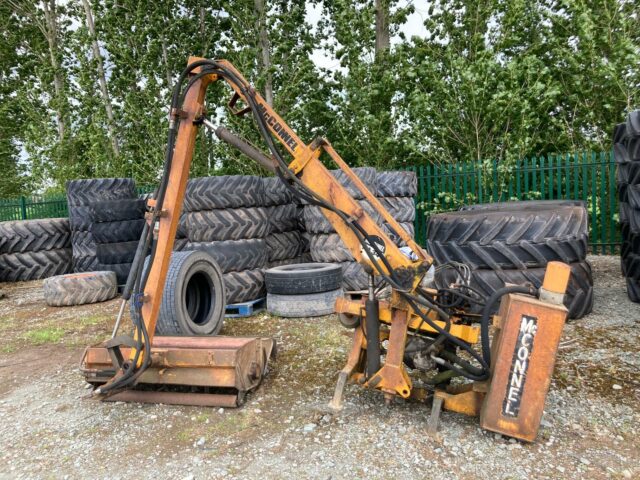 MCCONNEL PA34 HEDGECUTTER