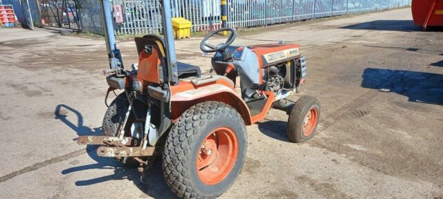 Kubota B 1700