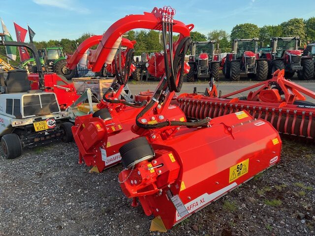 2M040908 MASCHIO GIRAFFA XL FLAIL MOWER