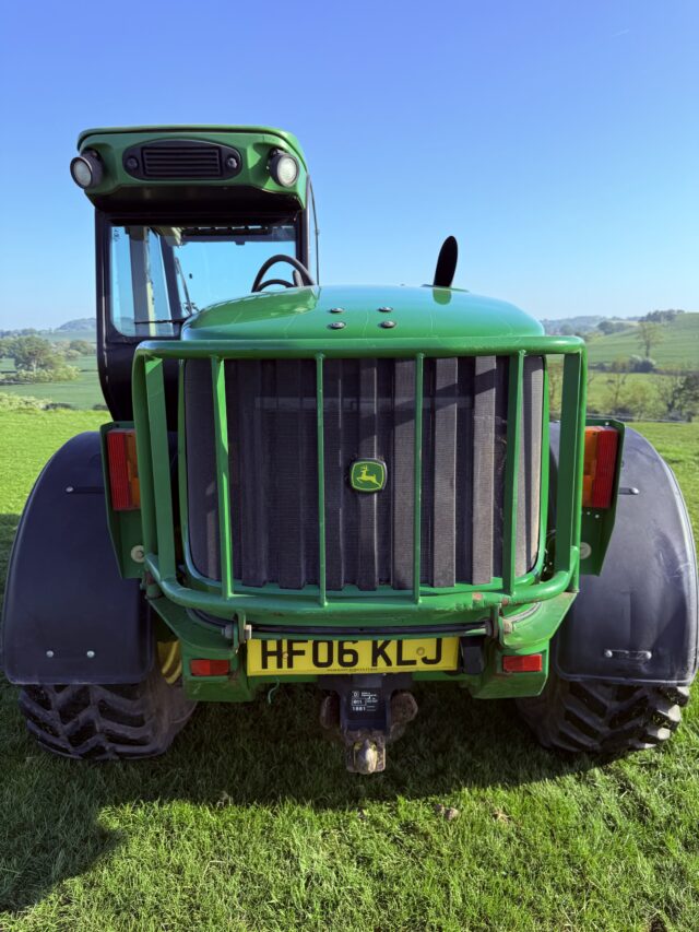 John Deere 3220 Telehandler