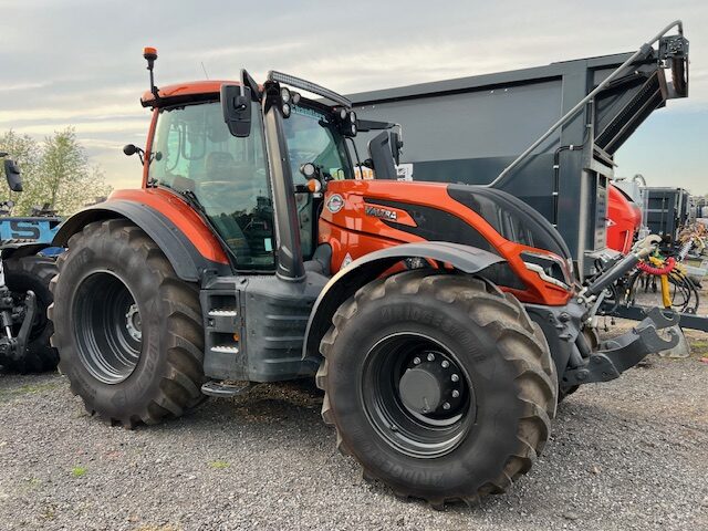 VA000197 DEMO VALTRA T175V 4WD TRACTOR