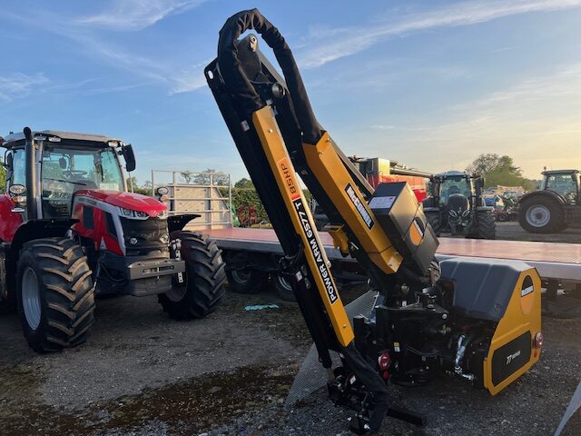 2M040466 MCCONNEL PA577T HEDGECUTTER