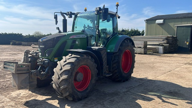 T5012474 FENDT 720 VARIO S4 4WD TRACTOR