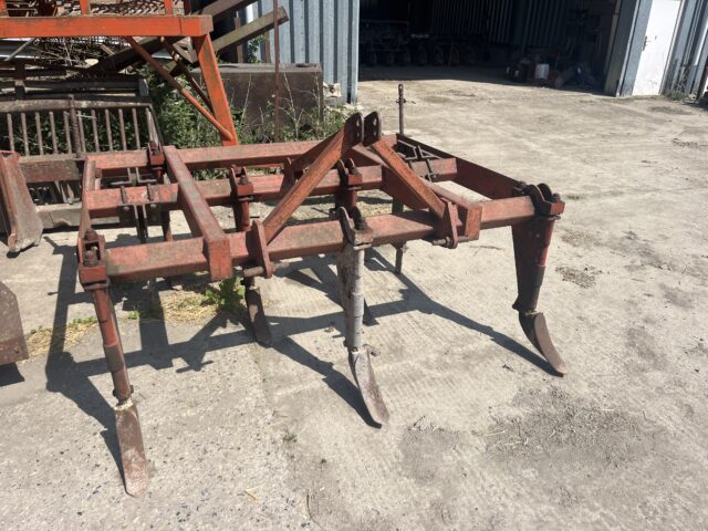 Bomford superflow cultivator