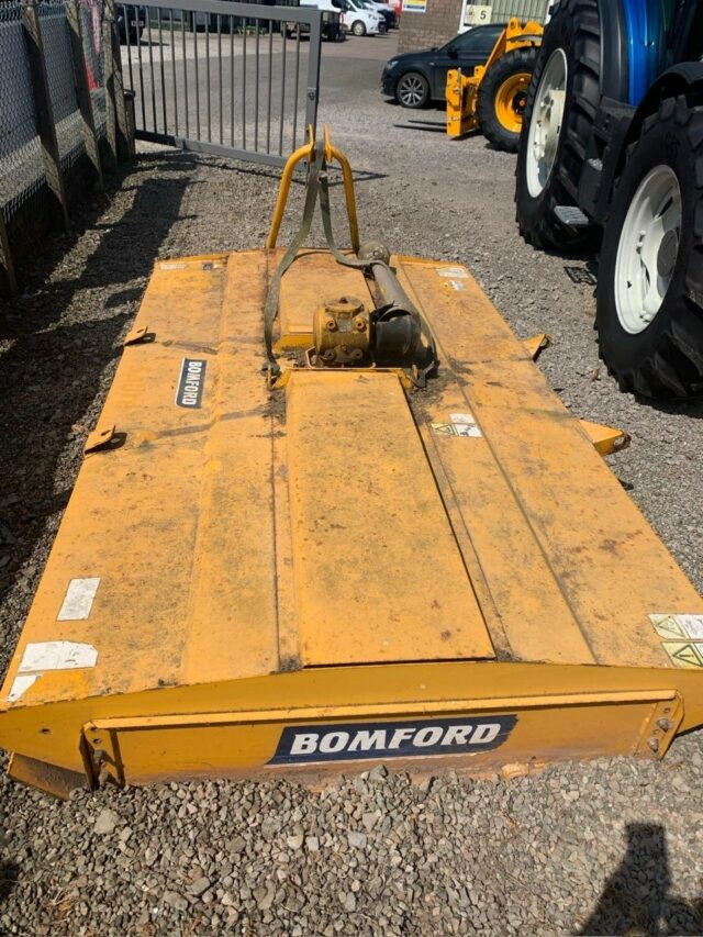 TI00471A 2004 BOMFORD SABRE 9FT TOPPER