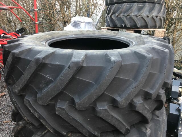 TC01072B 1 x Trelleborg 710/70R38 – 80%