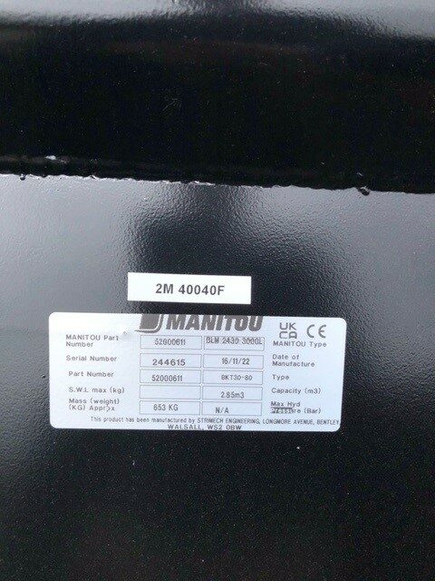 2M40040F NEW MANITOU BLM 2430 BUCKET